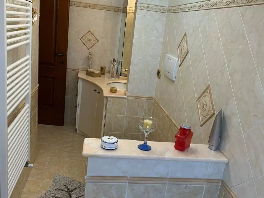 Immagine 9 di Appartamento in vendita  a Cecina