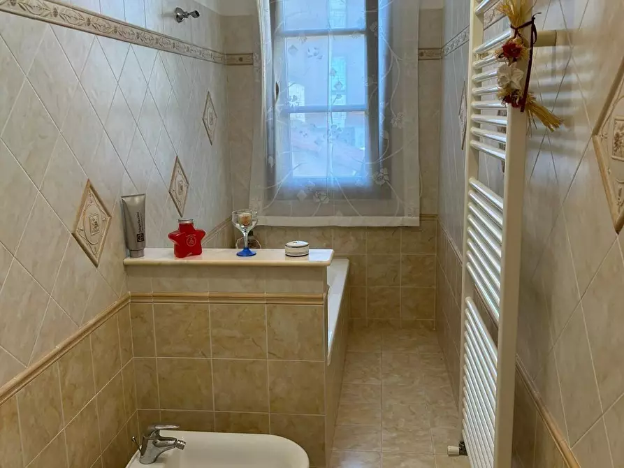 Immagine 7 di Appartamento in vendita  a Cecina