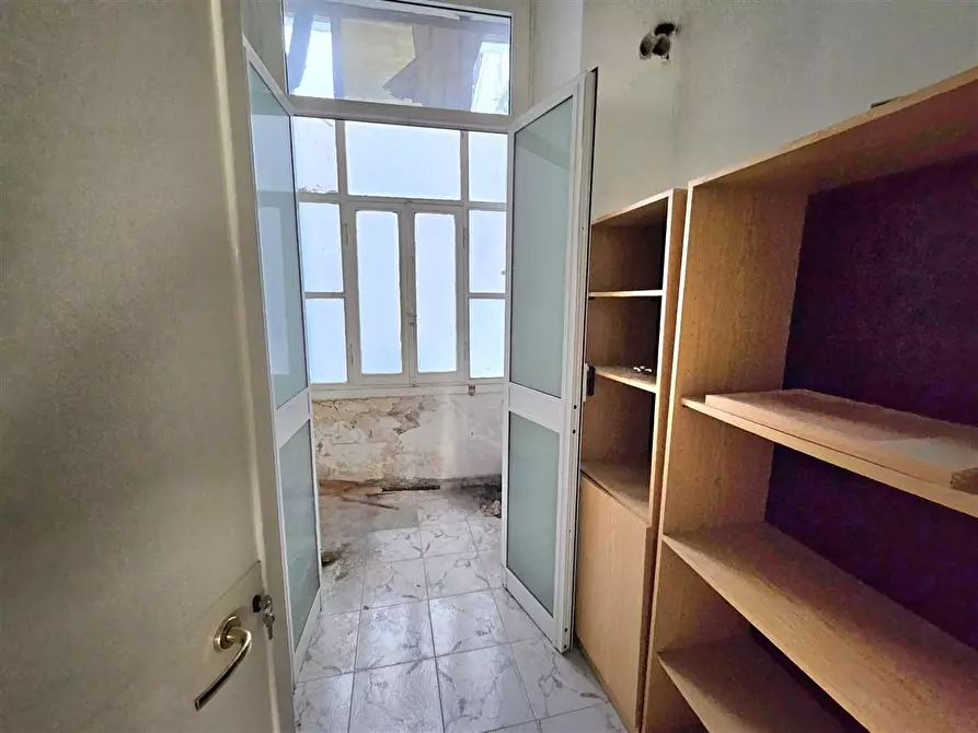 Immagine 8 di Appartamento in vendita  a Massa