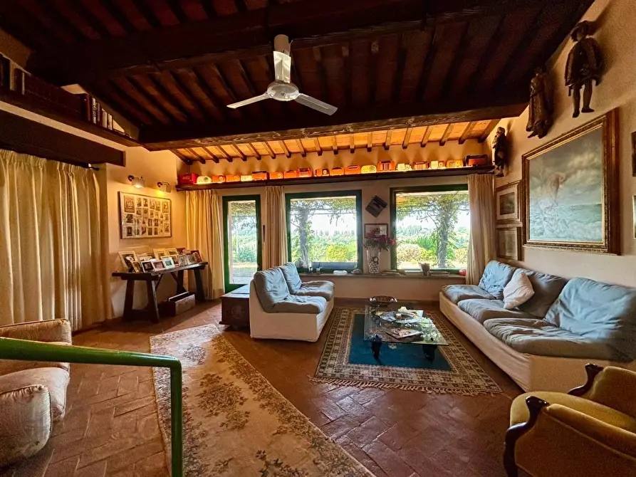 Immagine 55 di Casa colonica in vendita  a Peccioli