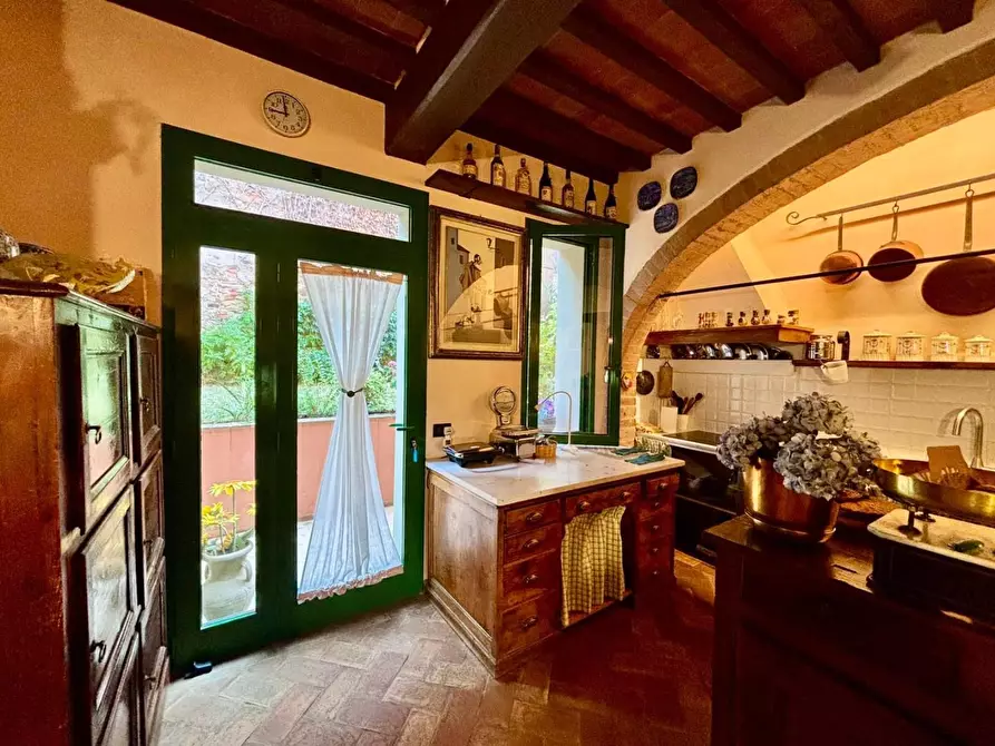 Immagine 68 di Casa colonica in vendita  a Peccioli
