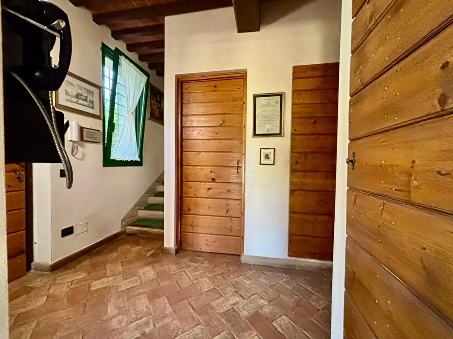Immagine 60 di Casa colonica in vendita  a Peccioli