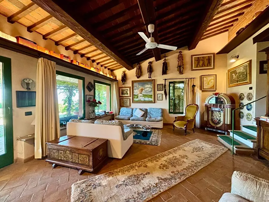 Immagine 52 di Casa colonica in vendita  a Peccioli