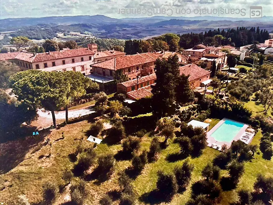 Immagine 13 di Casa colonica in vendita  a Peccioli