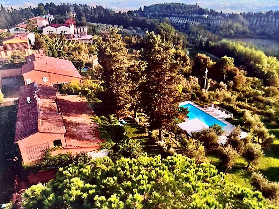 Immagine 9 di Casa colonica in vendita  a Peccioli