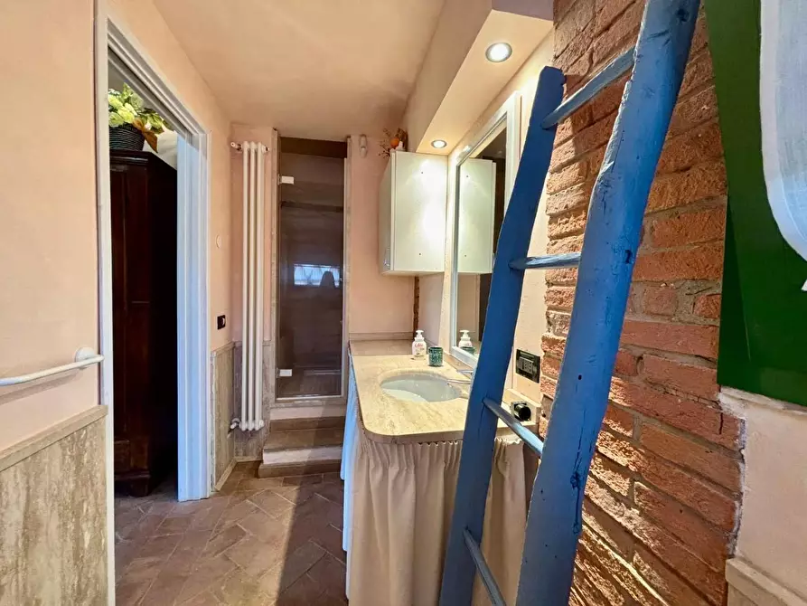 Immagine 104 di Casa colonica in vendita  a Peccioli