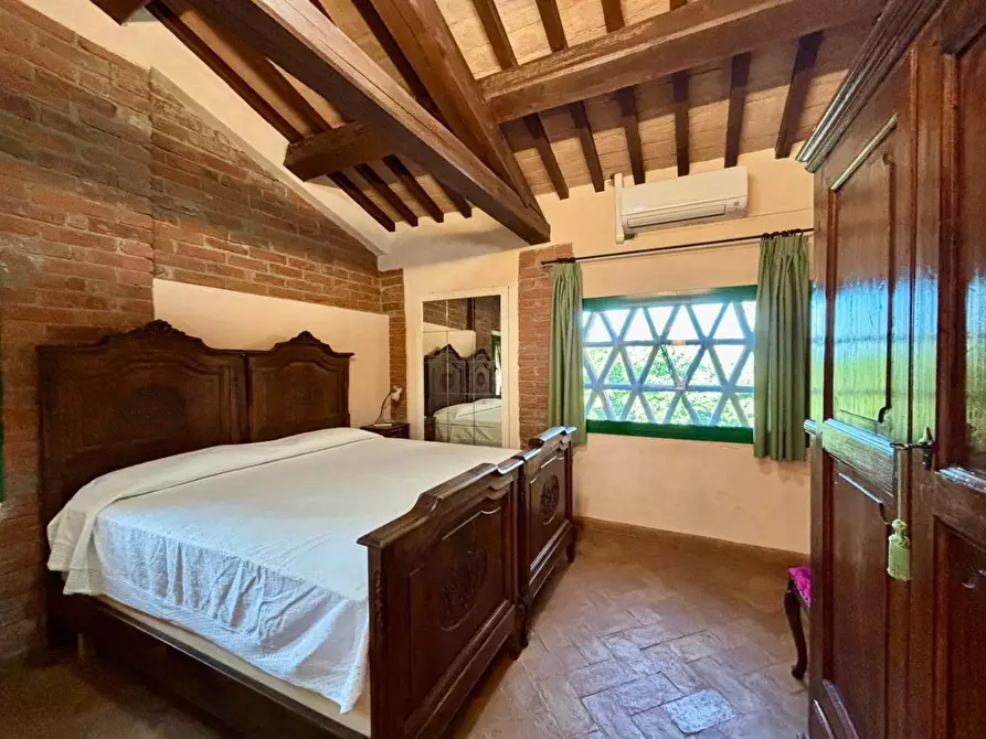 Immagine 93 di Casa colonica in vendita  a Peccioli