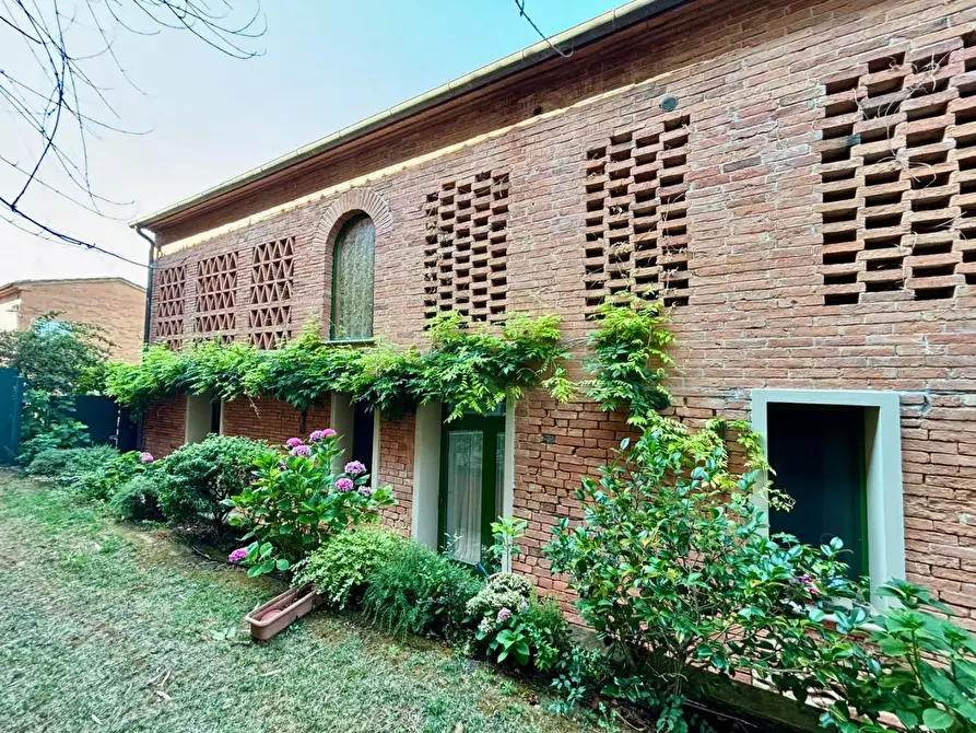 Immagine 16 di Casa colonica in vendita  a Peccioli