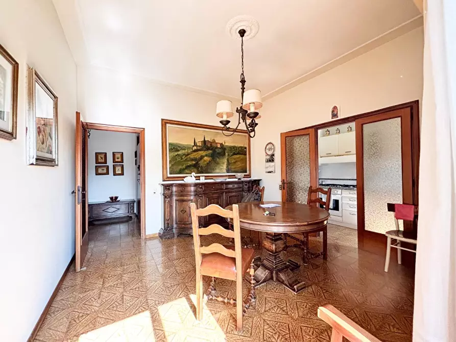 Immagine 11 di Appartamento in vendita  a Vinci