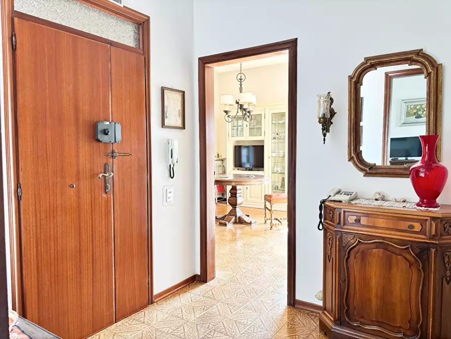 Immagine 8 di Appartamento in vendita  a Vinci