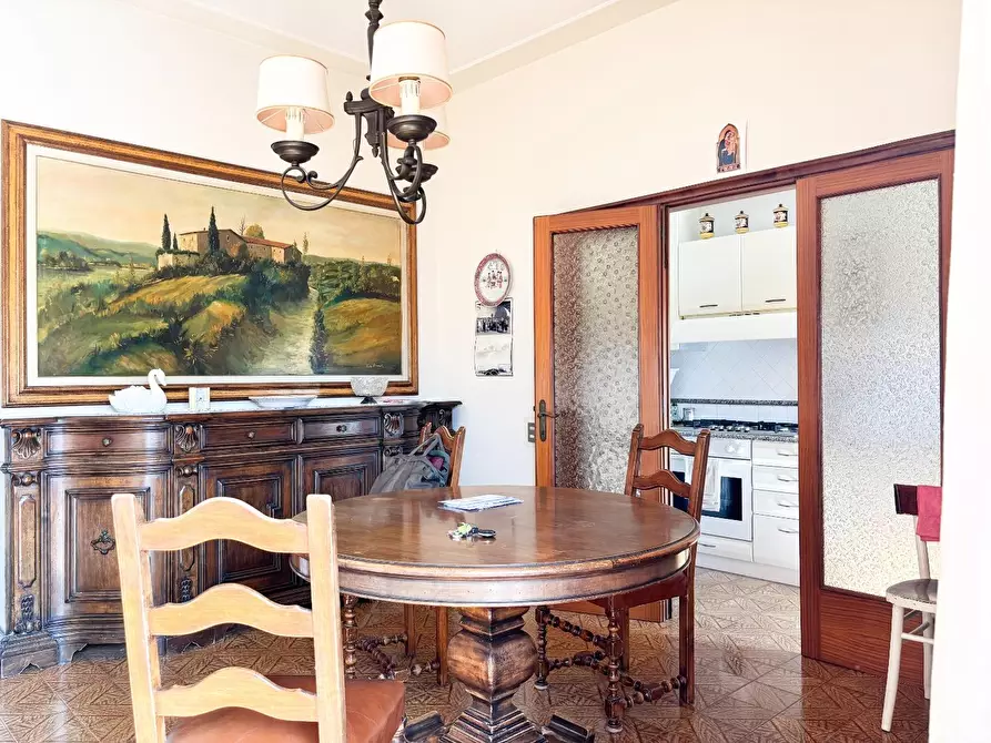 Immagine 12 di Appartamento in vendita  a Vinci