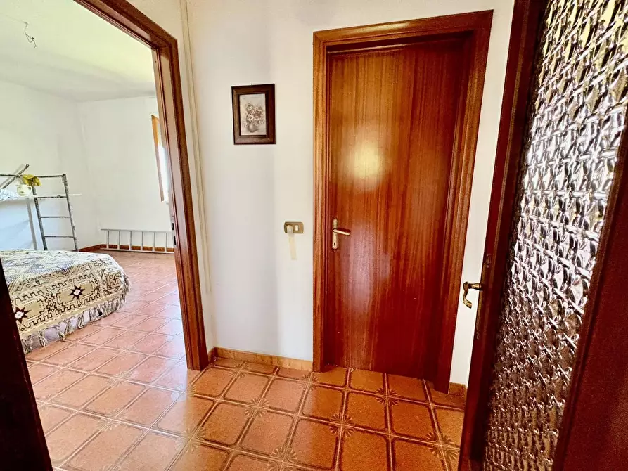 Immagine 17 di Casa indipendente in vendita  a Volterra