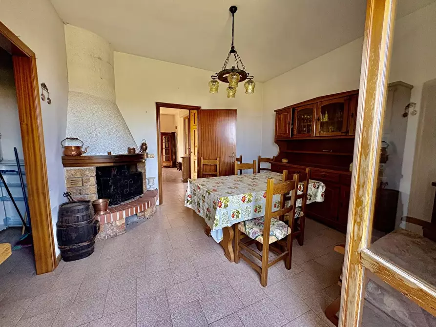 Immagine 10 di Casa indipendente in vendita  a Volterra