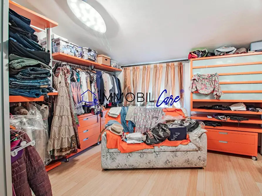 Immagine 23 di Appartamento in vendita  a Livorno