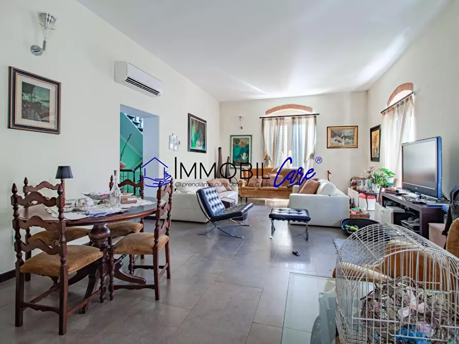 Immagine 12 di Appartamento in vendita  a Livorno