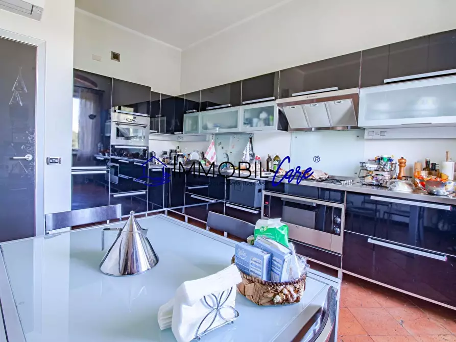 Immagine 18 di Appartamento in vendita  a Livorno