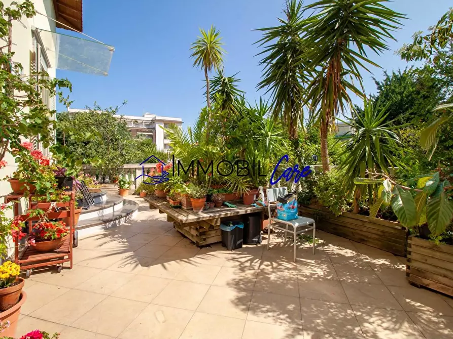 Immagine 6 di Appartamento in vendita  a Livorno