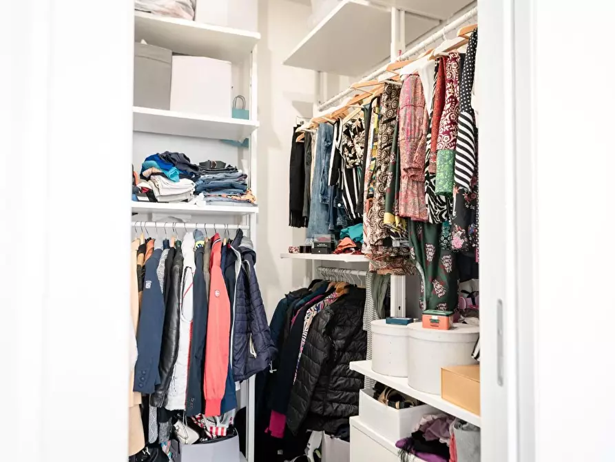 Immagine 23 di Appartamento in vendita  a La Spezia