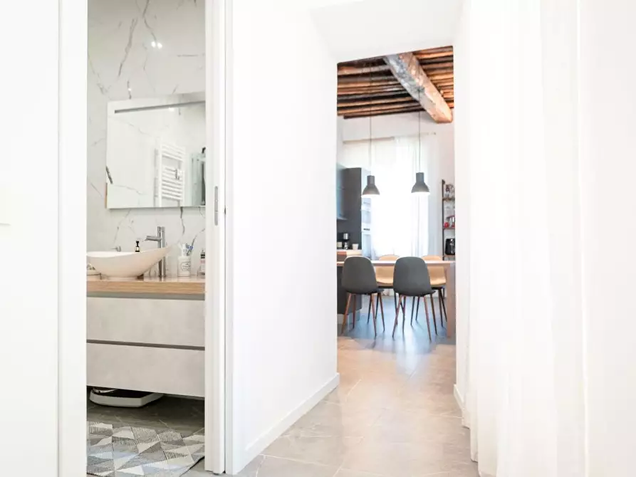 Immagine 19 di Appartamento in vendita  a La Spezia