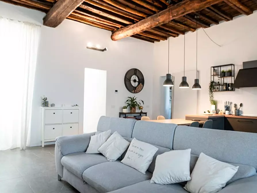 Immagine 14 di Appartamento in vendita  a La Spezia