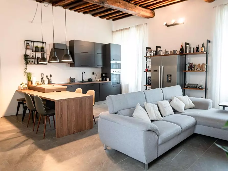 Immagine 3 di Appartamento in vendita  a La Spezia