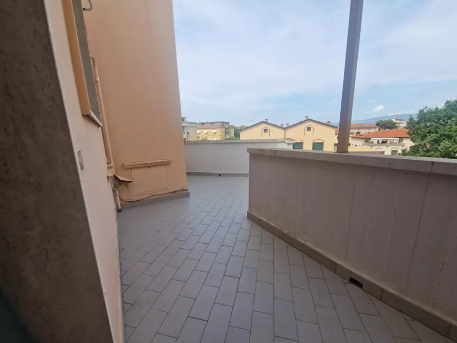 Immagine 9 di Appartamento in vendita  a Rosignano Marittimo