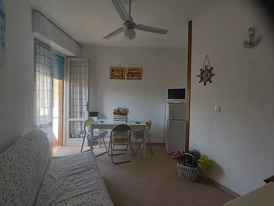 Immagine 31 di Appartamento in vendita  a Camaiore