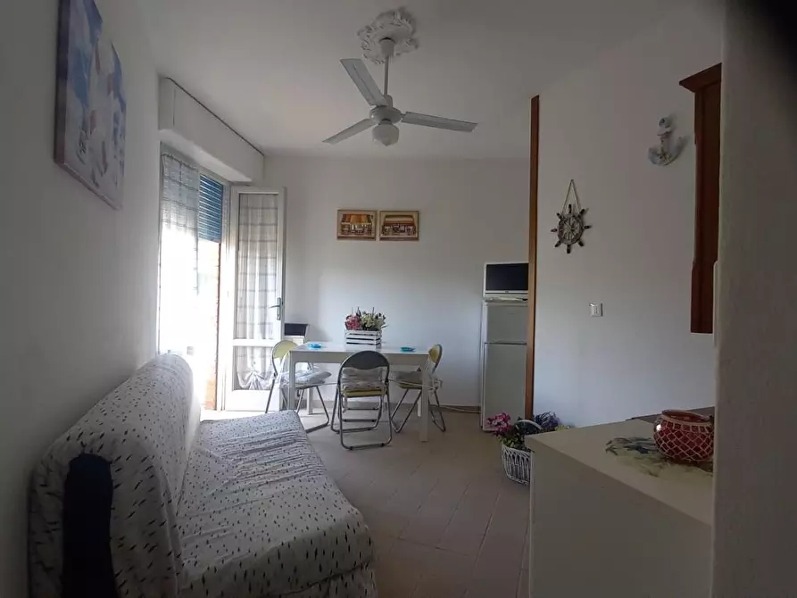 Immagine 32 di Appartamento in vendita  a Camaiore