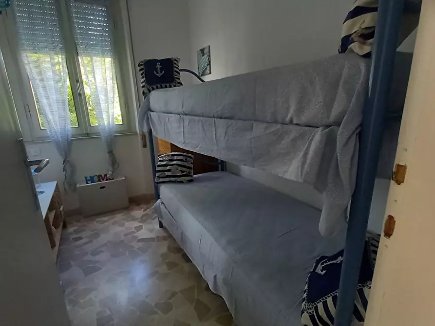 Immagine 12 di Appartamento in vendita  a Camaiore