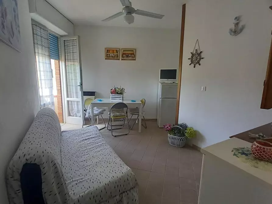 Immagine 18 di Appartamento in vendita  a Camaiore