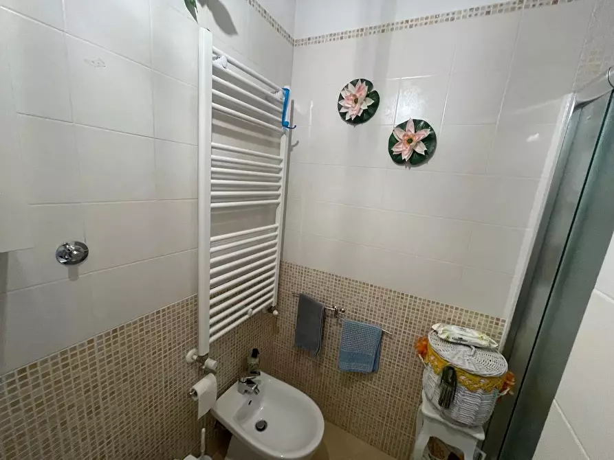 Immagine 30 di Appartamento in vendita  a Siena