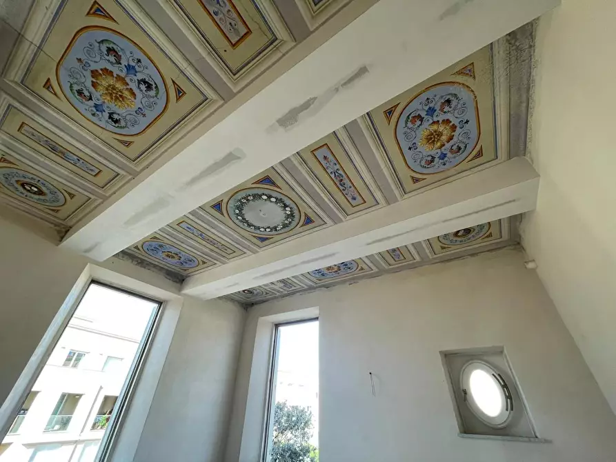 Immagine 9 di Appartamento in vendita  a Livorno