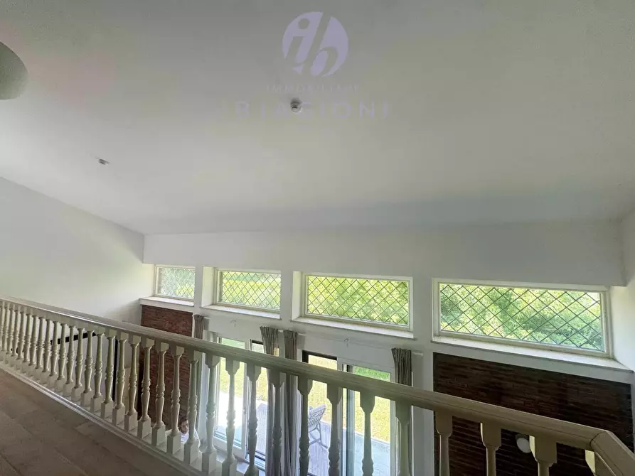 Immagine 16 di Villa in vendita  a Pietrasanta