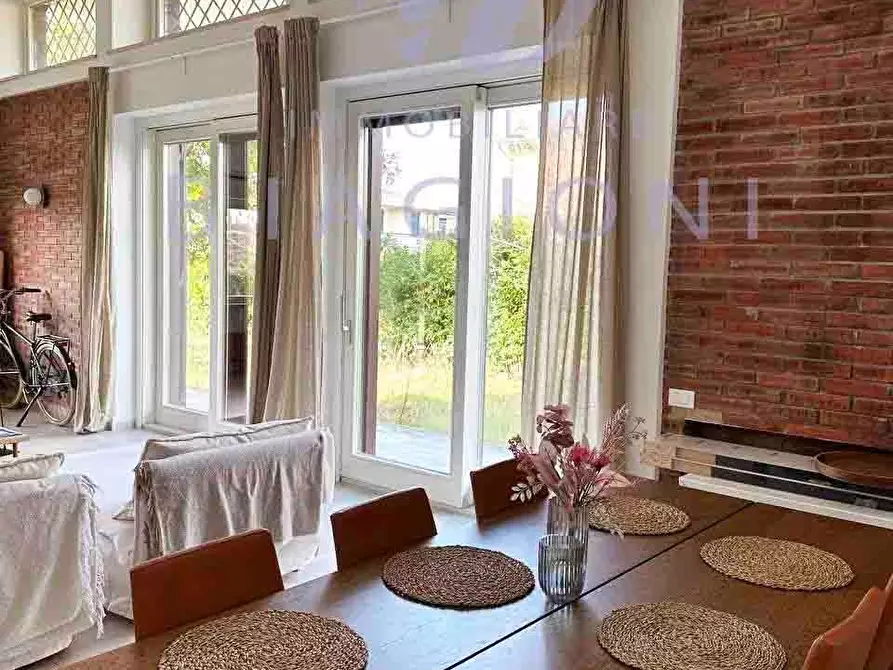 Immagine 10 di Villa in vendita  a Pietrasanta