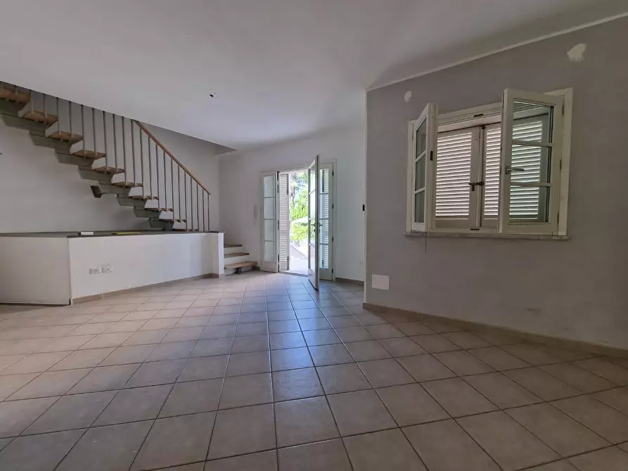 Immagine 10 di Villetta a schiera in vendita  a Crespina Lorenzana