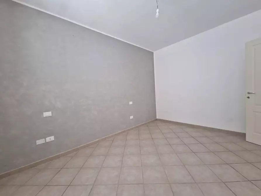 Immagine 14 di Villetta a schiera in vendita  a Crespina Lorenzana