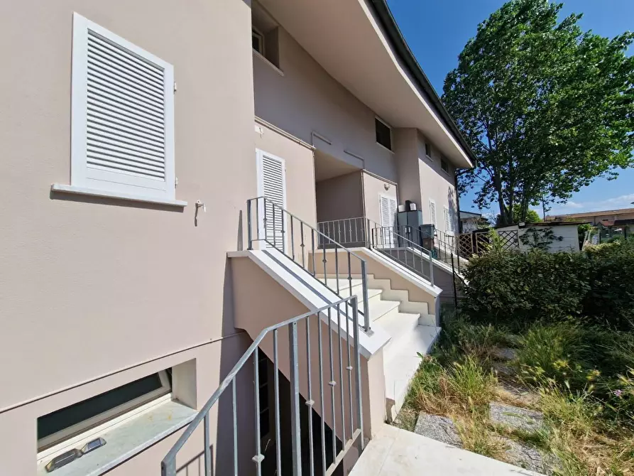 Immagine 3 di Villetta a schiera in vendita  a Crespina Lorenzana