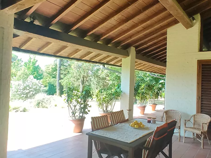 Immagine 26 di Villa in vendita  a Capannori