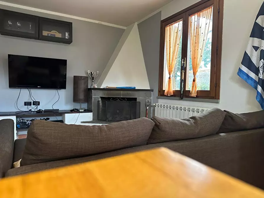 Immagine 1 di Villetta a schiera in vendita  a Empoli