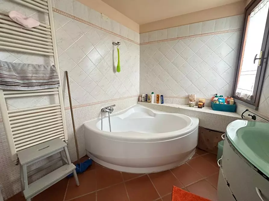 Immagine 24 di Villetta a schiera in vendita  a Empoli