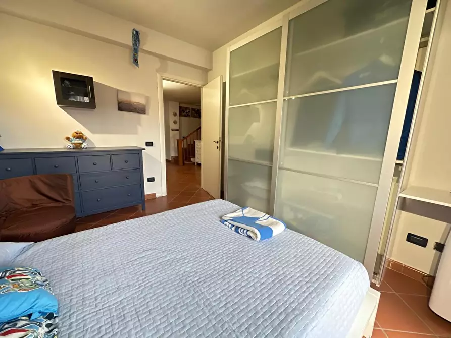 Immagine 11 di Villetta a schiera in vendita  a Empoli