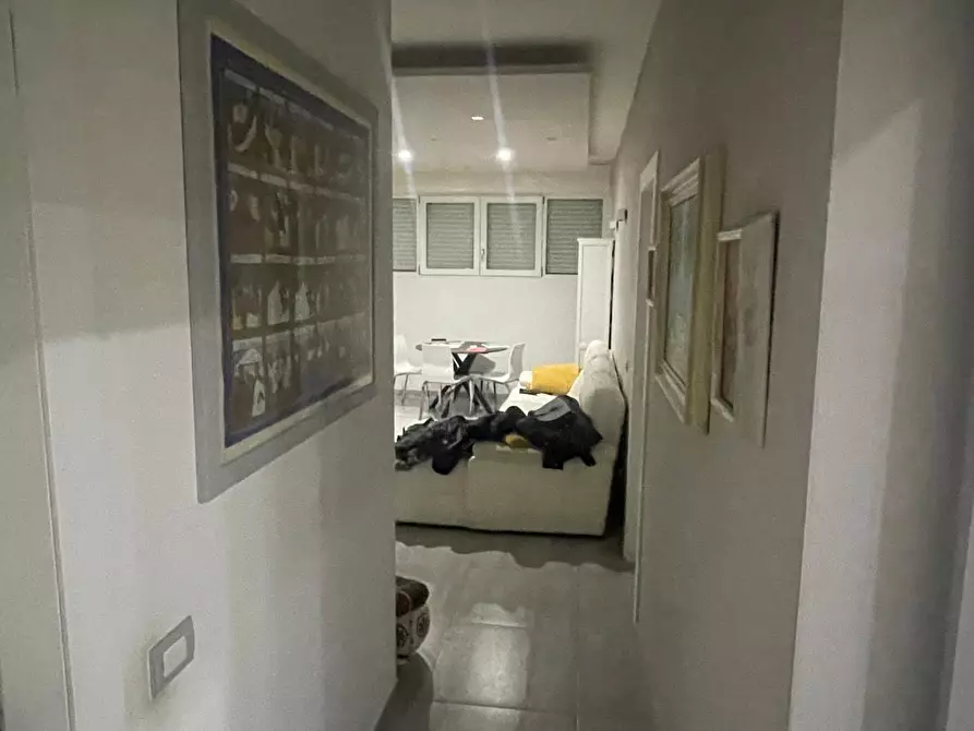 Immagine 8 di Appartamento in vendita  a Viareggio