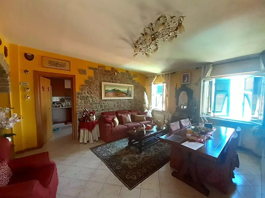 Immagine 24 di Mansarda in vendita  a Portovenere