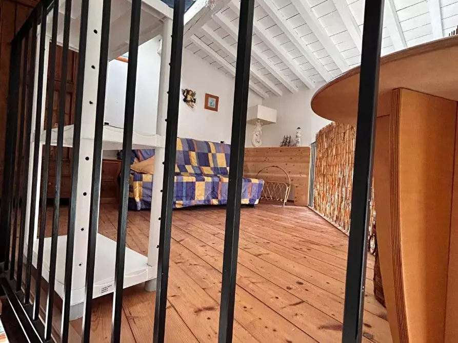 Immagine 21 di Appartamento in affitto  a Pisa