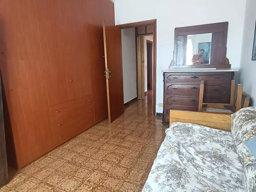 Immagine 11 di Appartamento in vendita  a Carrara