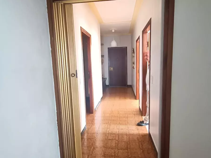 Immagine 15 di Appartamento in vendita  a Carrara