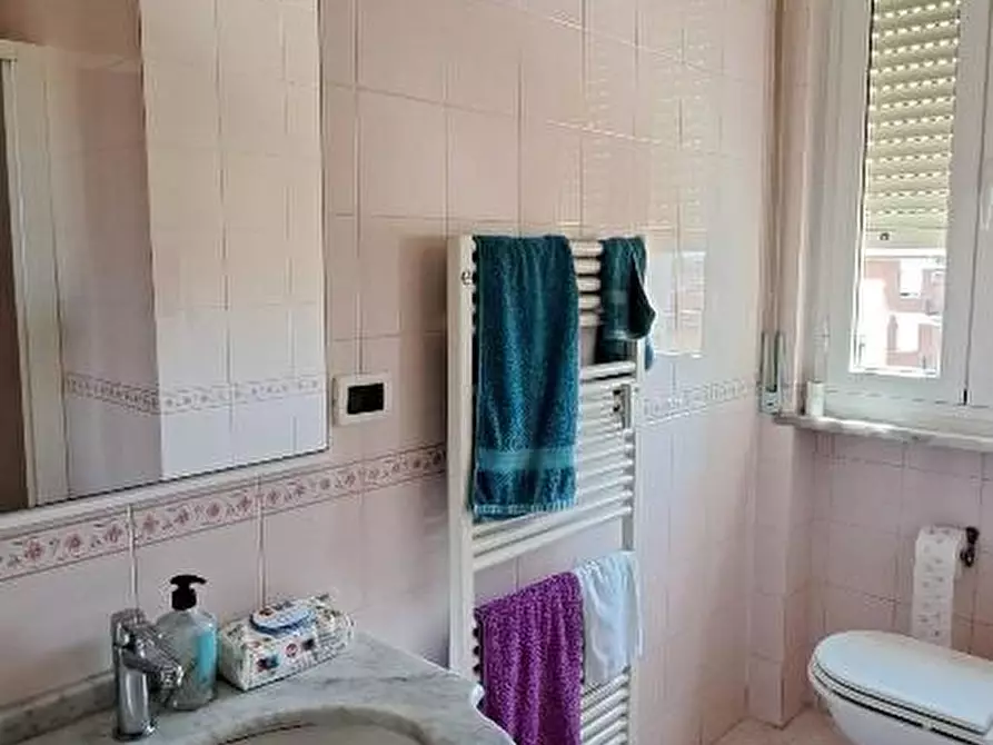 Immagine 23 di Appartamento in vendita  a Cascina