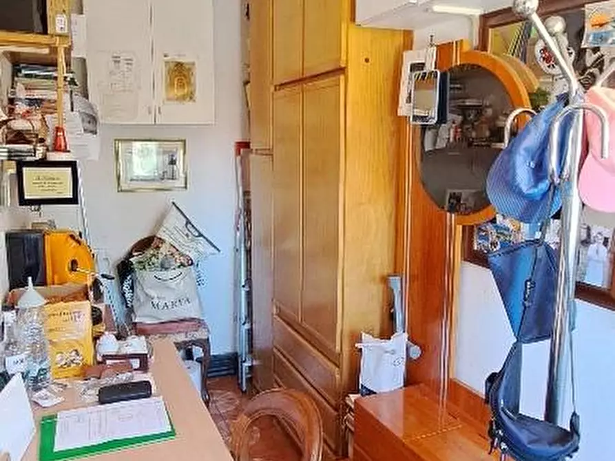 Immagine 12 di Appartamento in vendita  a Cascina