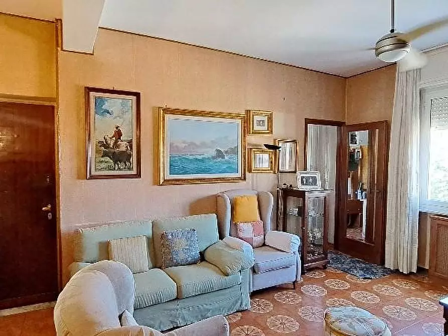 Immagine 4 di Appartamento in vendita  a Cascina