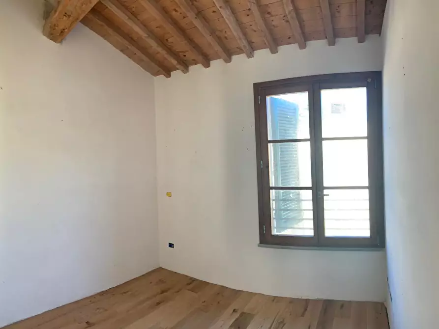 Immagine 6 di Appartamento in vendita  a Pisa